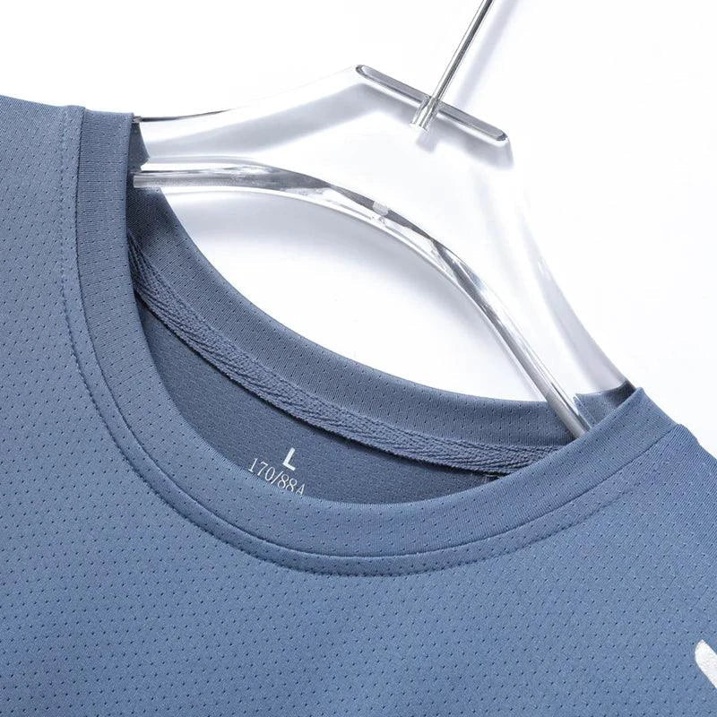 CHRLCK Men's Quick Dry Running T-Shirt Size M Breathable Outdoor Sports Tee Hiking Fishing Summer Essentials