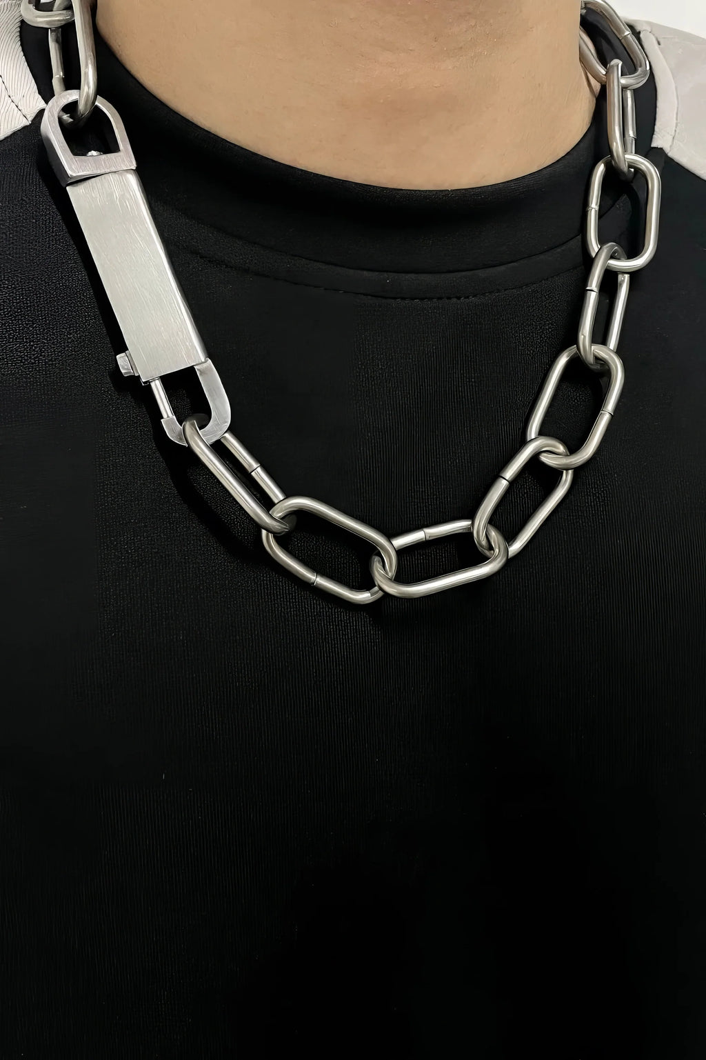 Parure de collier style punk